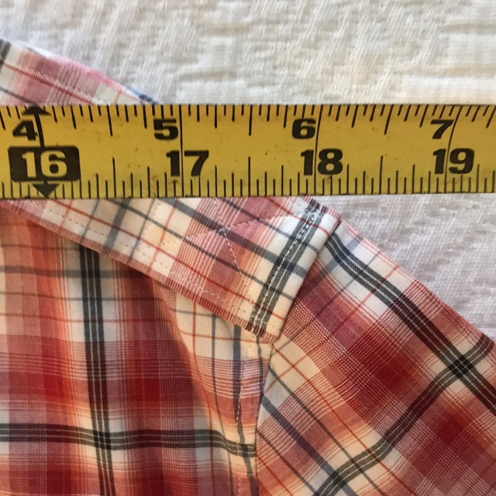 Banana Republic Red White Black Plaid Western Inspired Shirt Size L Tall 16”